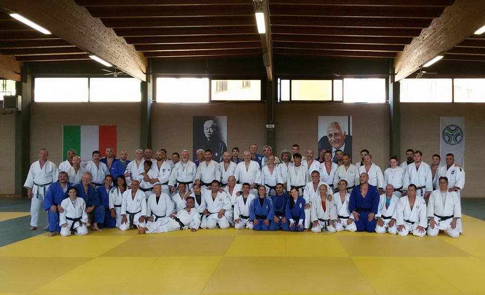 Foto gruppo Master 13052017 Ostia